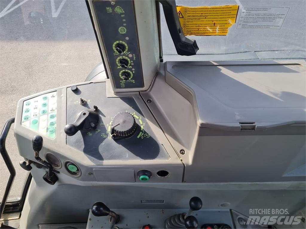 Fendt Favorit 818 Трактора
