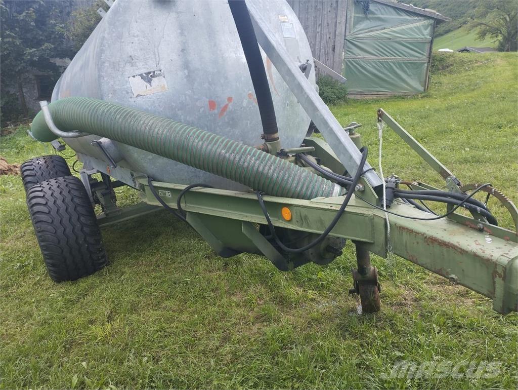 Fliegl  Цистерны для перевозки суспензий