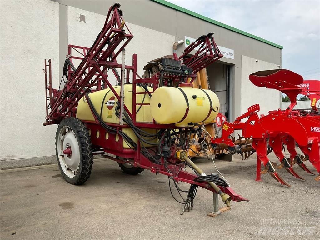 Hardi Commander Прицепные опрыскиватели