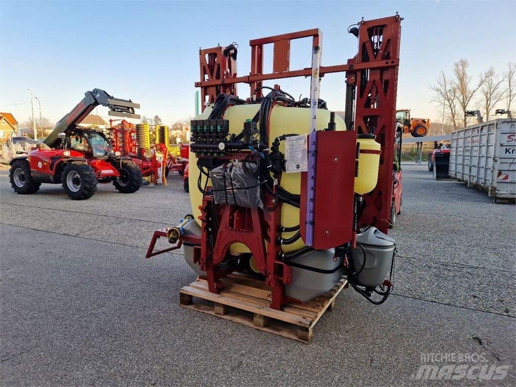 Hardi Master Прицепные опрыскиватели