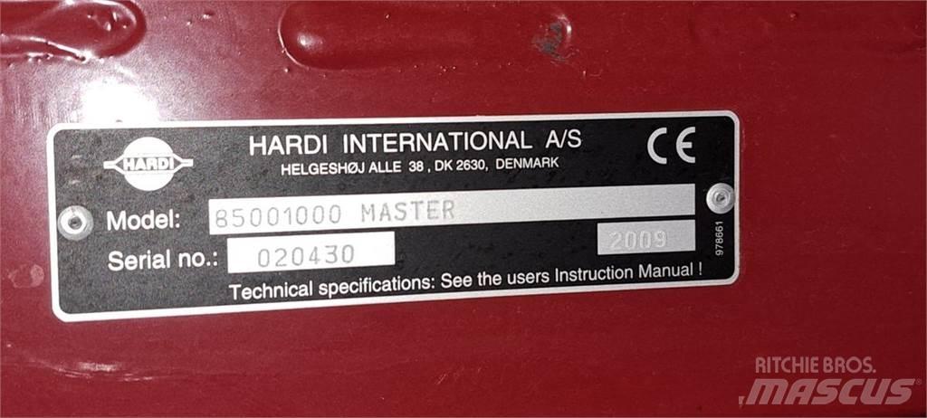 Hardi Master 1000 Прицепные опрыскиватели