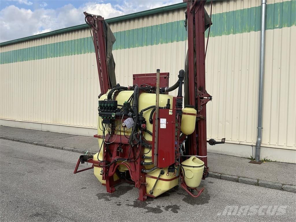 Hardi Master 1200 Прицепные опрыскиватели
