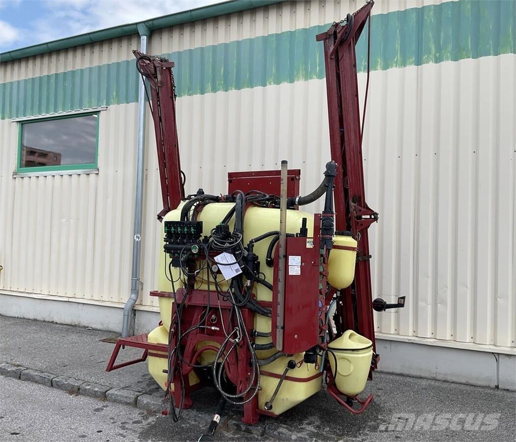 Hardi Master 1200 Прицепные опрыскиватели