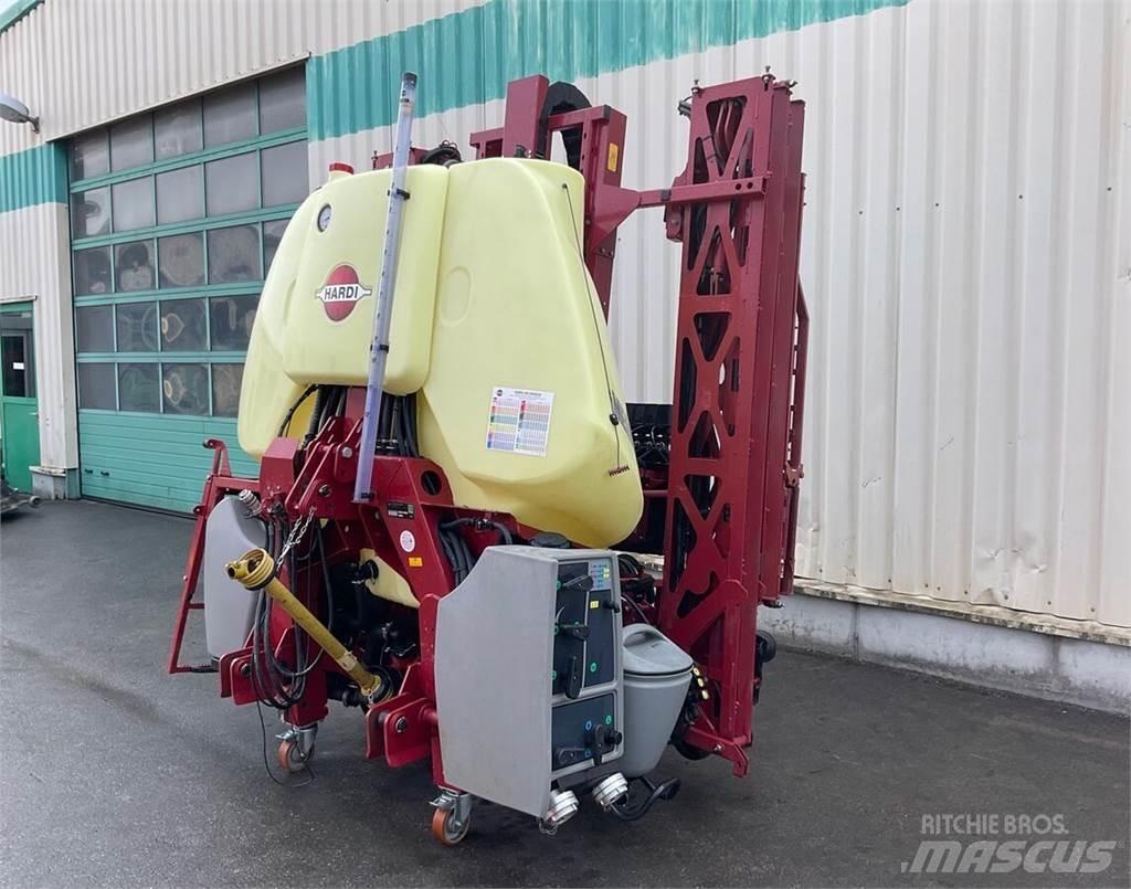 Hardi MEGA 1200 Прицепные опрыскиватели