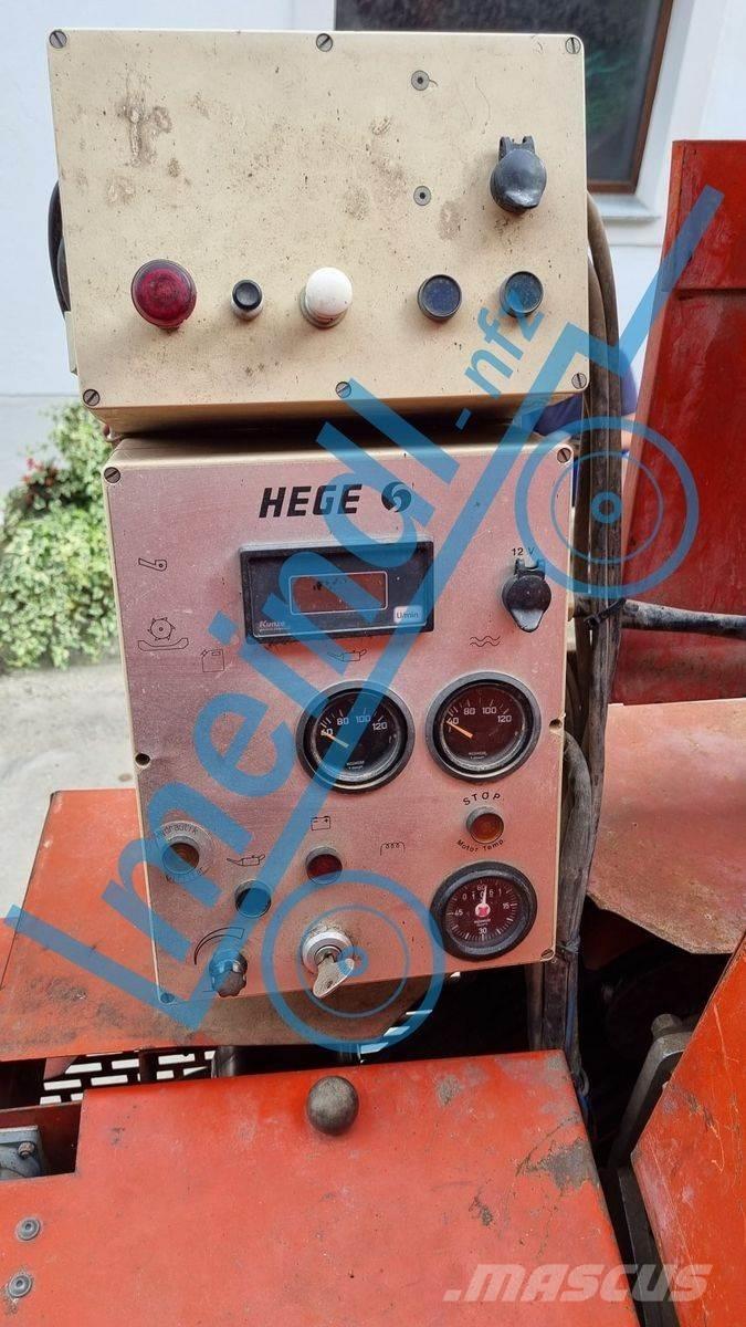 Hege 140 Зерноуборочные комбайны