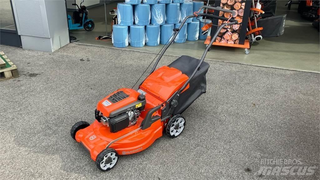 Husqvarna LC 253S Самоходные газонокосилки