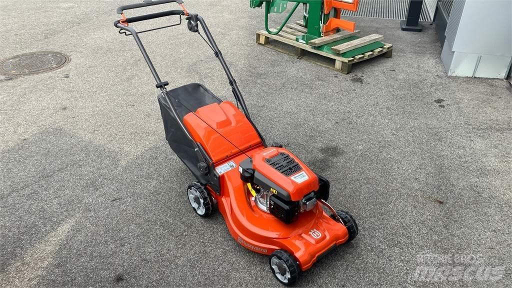 Husqvarna LC 347V Самоходные газонокосилки