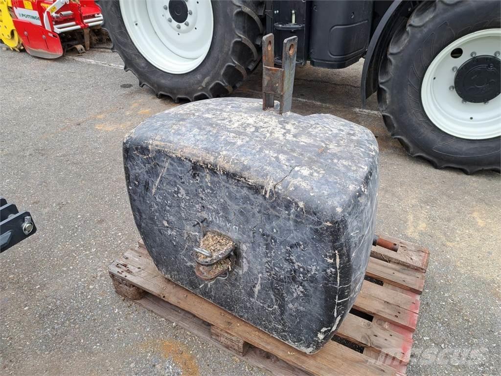 Hydrac 800 kg Навесное оборудование и запчасти