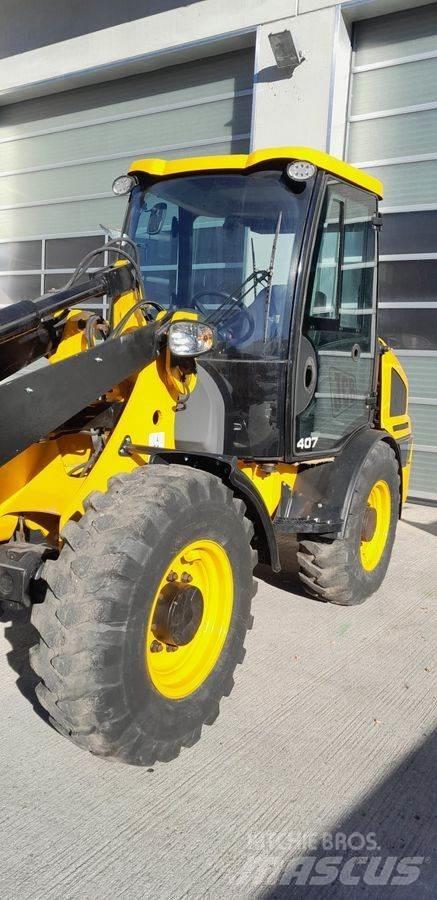 JCB 407 Фронтальные погрузчики
