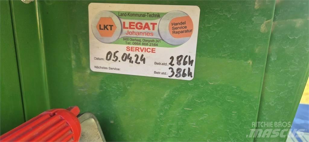 John Deere 2653B Навесное оборудование и запчасти