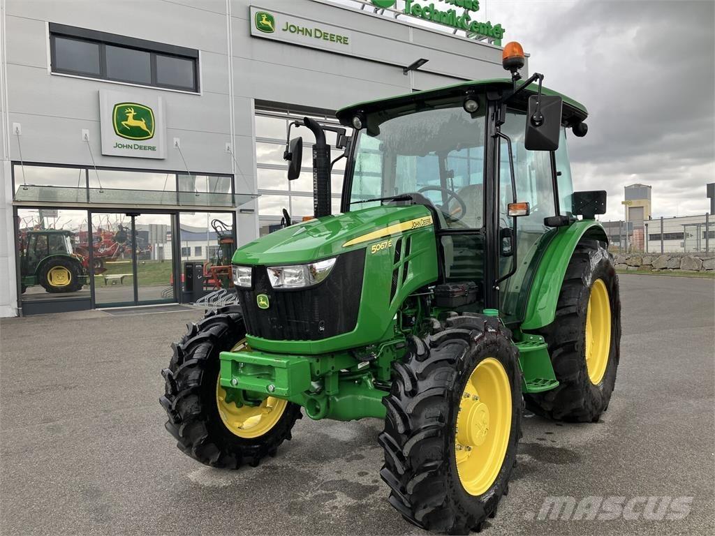 John Deere 5067E Трактора
