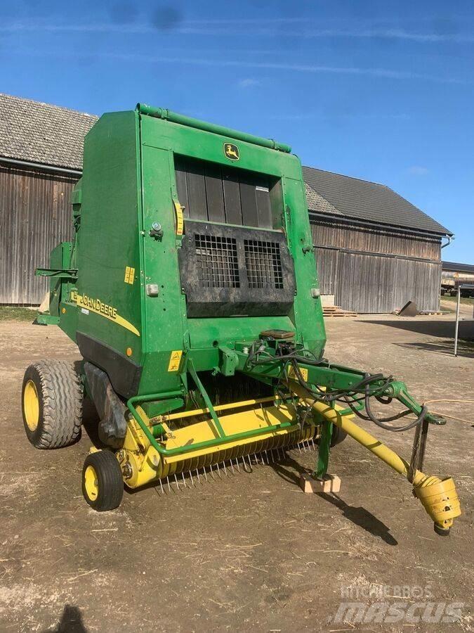 John Deere 592C Рулонные пресс-подборщики