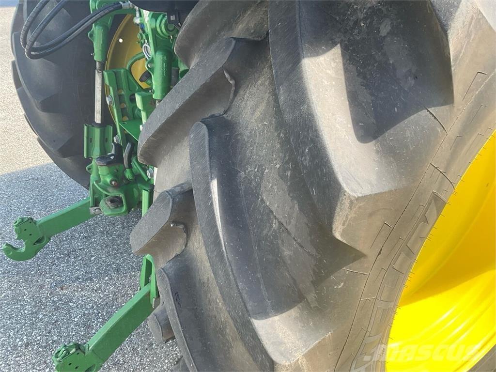 John Deere 6110R Трактора