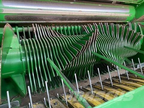 John Deere 960 Рулонные пресс-подборщики