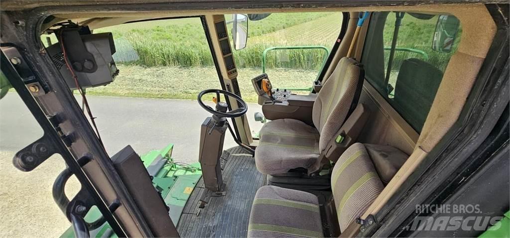 John Deere T550 Зерноуборочные комбайны