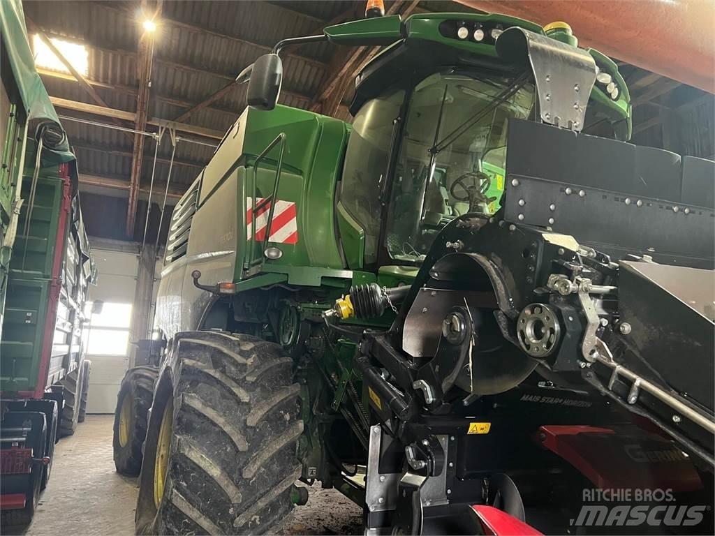 John Deere T670 Зерноуборочные комбайны
