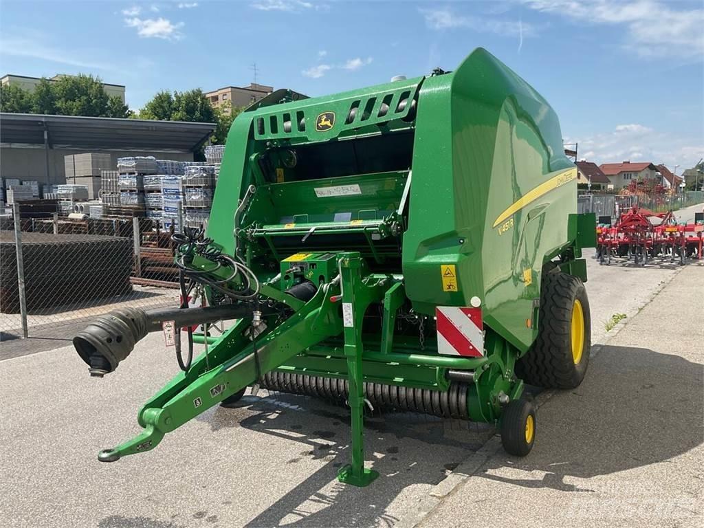 John Deere V451R Рулонные пресс-подборщики