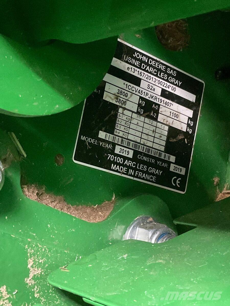 John Deere V451R Рулонные пресс-подборщики
