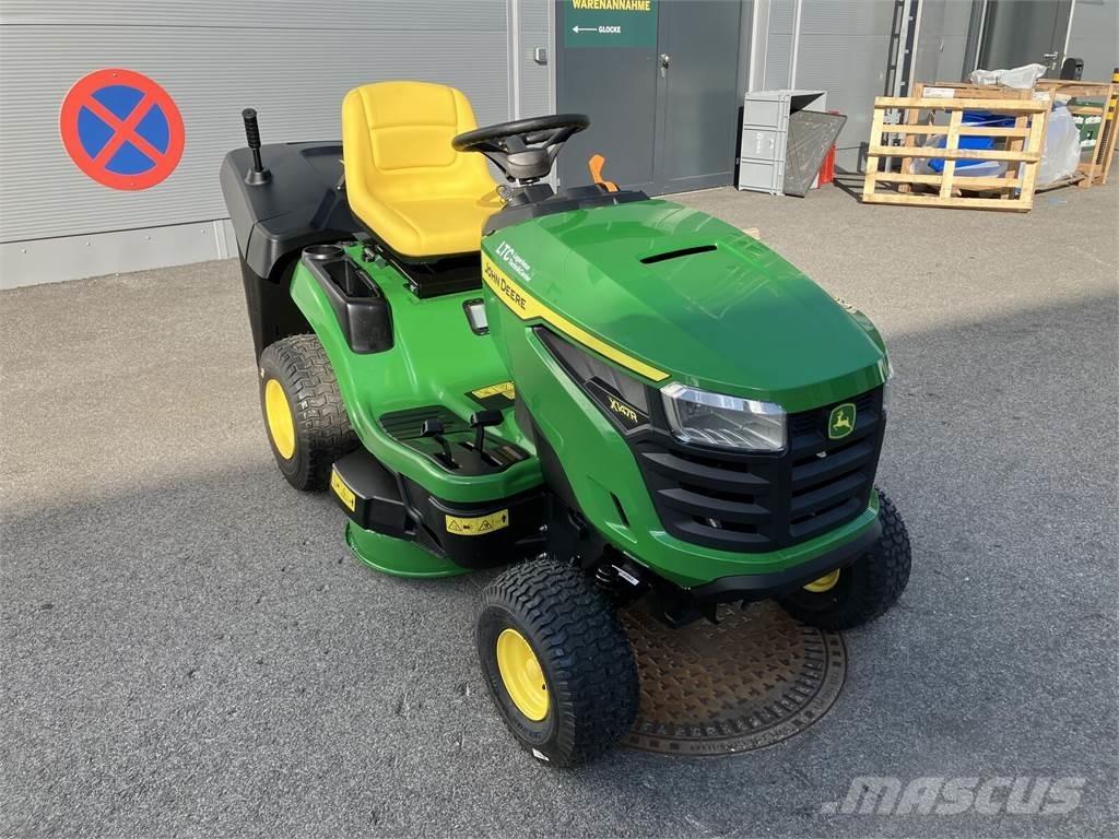 John Deere X 147R Коммунальная техника - Другие