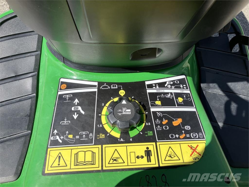 John Deere X 350R Коммунальная техника - Другие