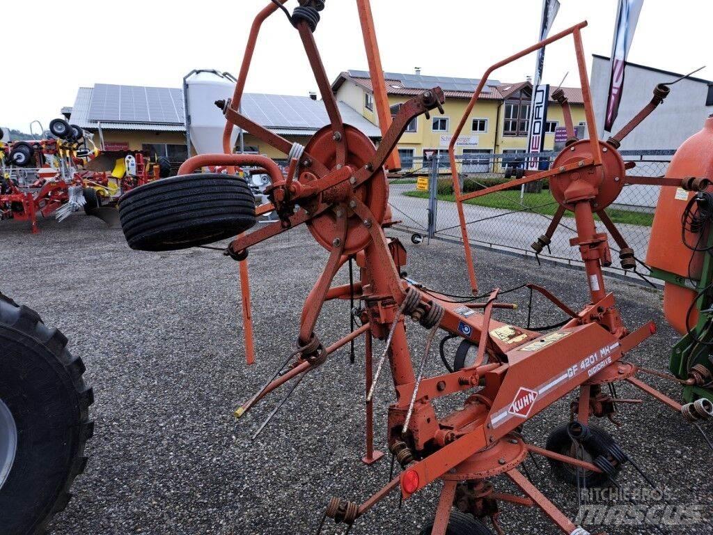 Kuhn GF 4201 MH Грабли-ворошилки