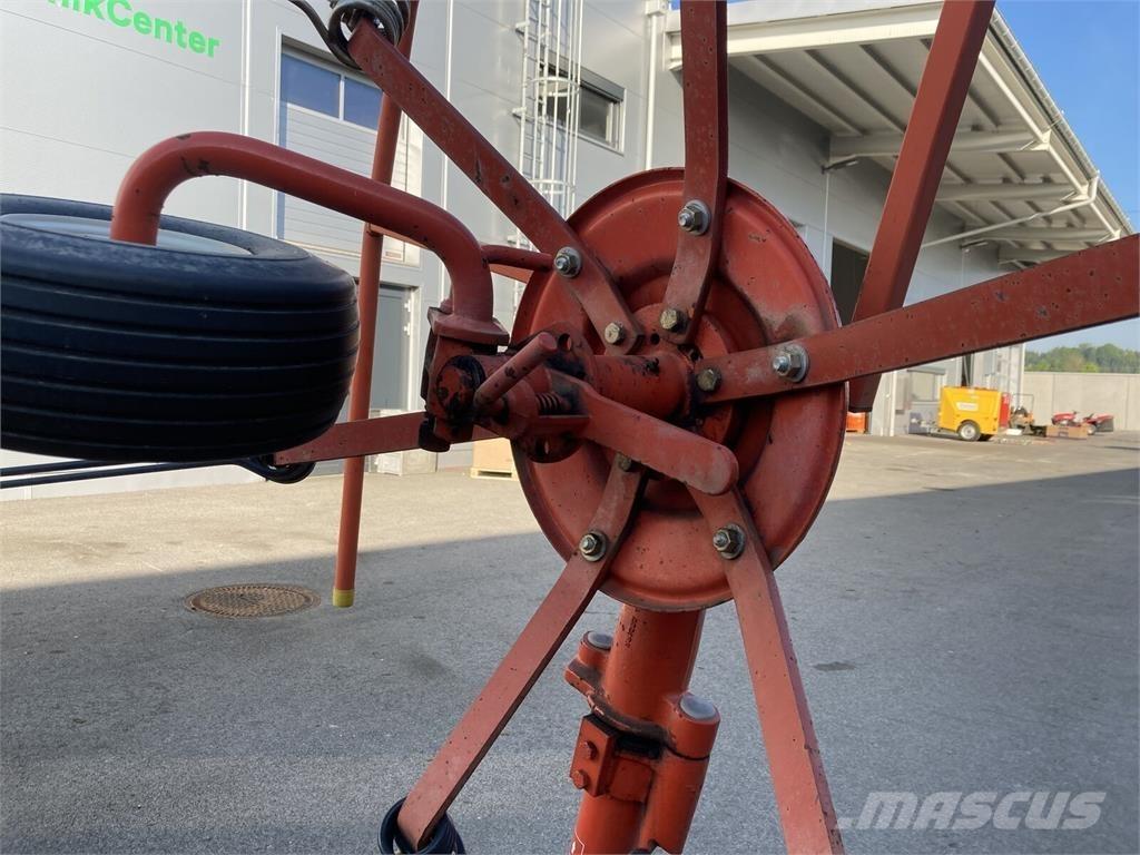 Kuhn GF 4201 MH Грабли-ворошилки