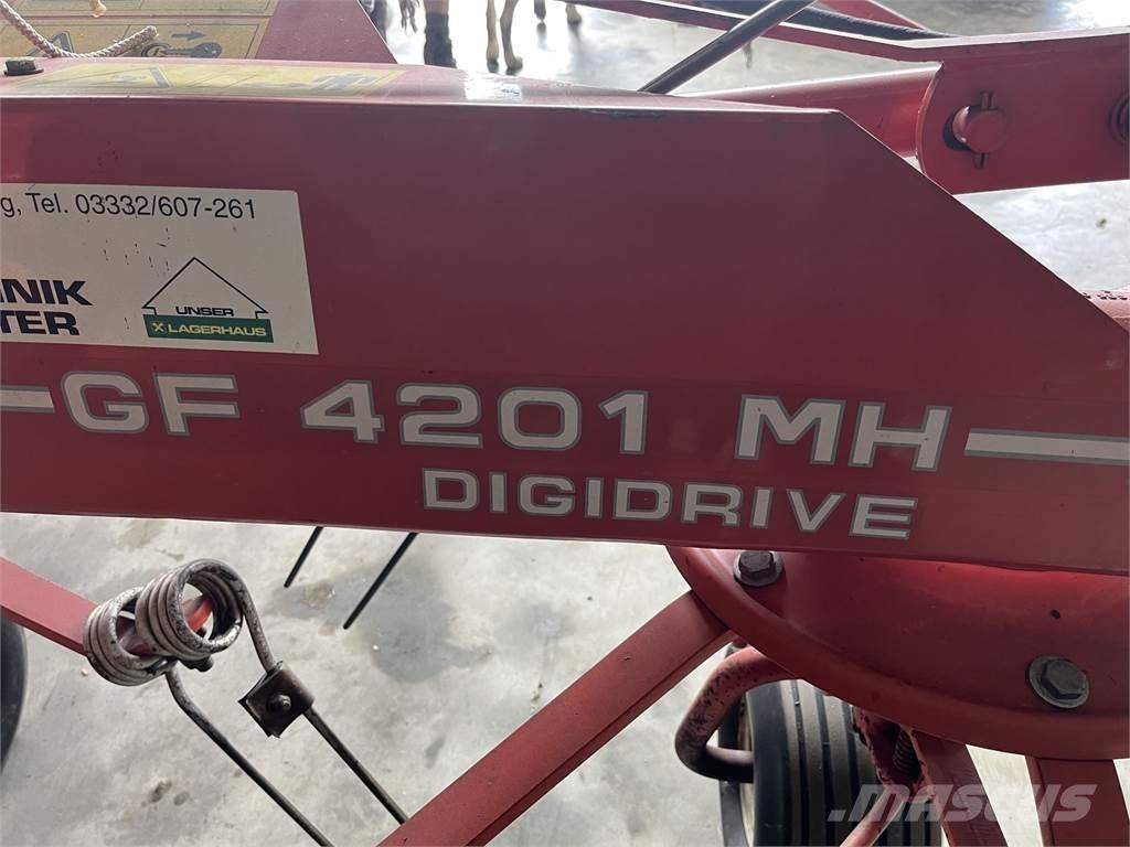 Kuhn GF 4201 MH Грабли-ворошилки