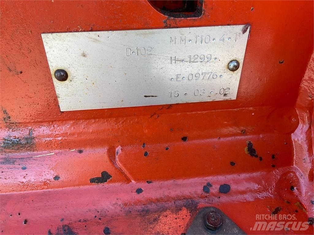 Kuhn MM 110 4T Обычные плуги