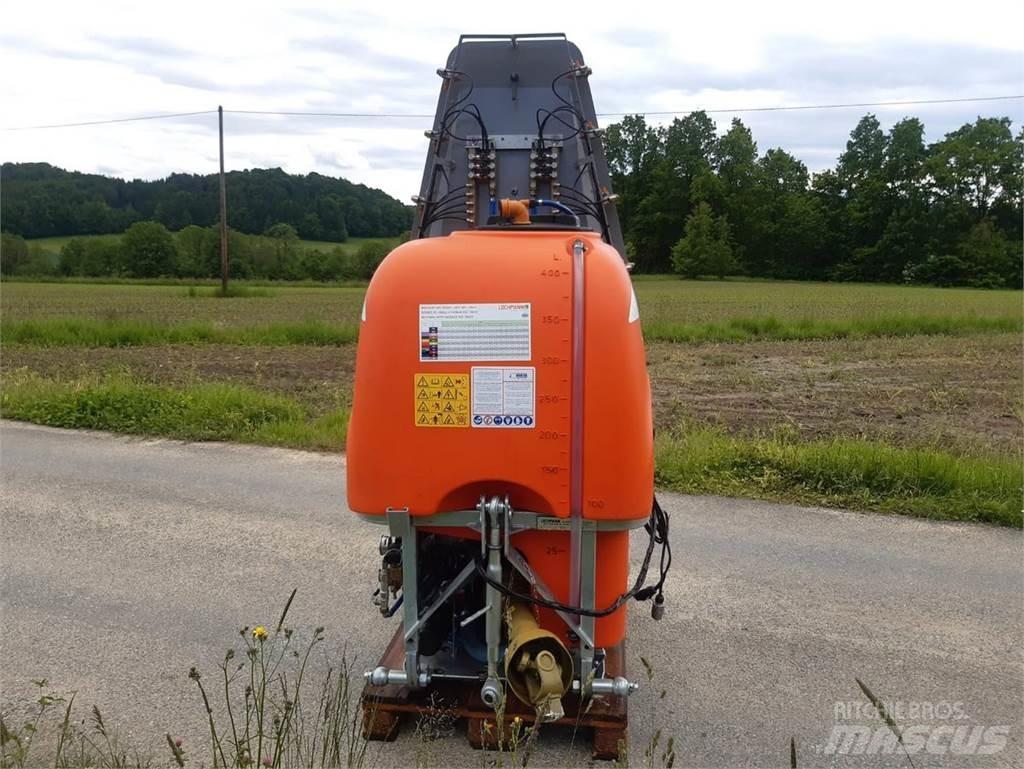 Lochmann APS 4/60QZ Прицепные опрыскиватели