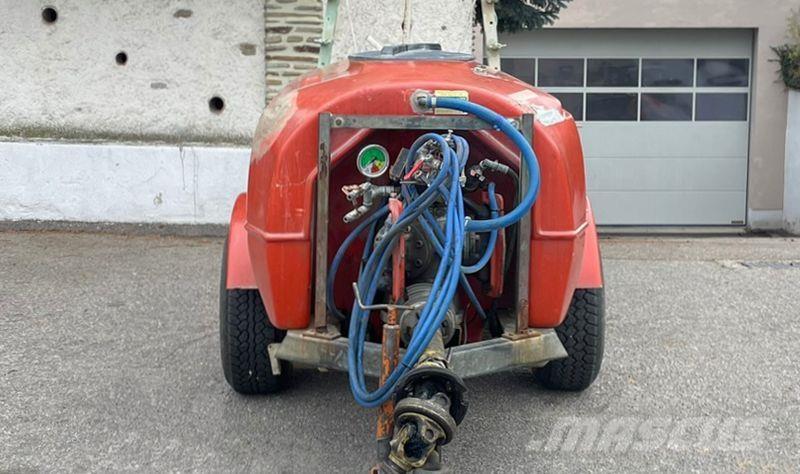 Lochmann RP 10/32 Прицепные опрыскиватели