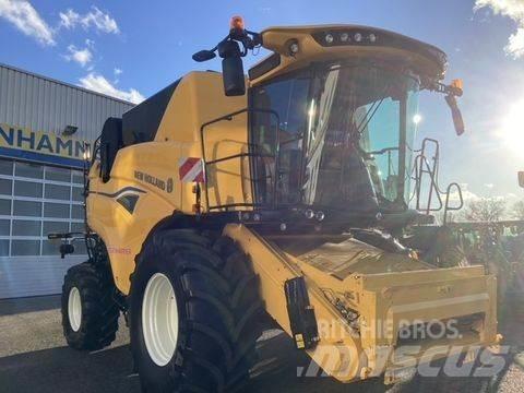 New Holland CX 8.80 Зерноуборочные комбайны