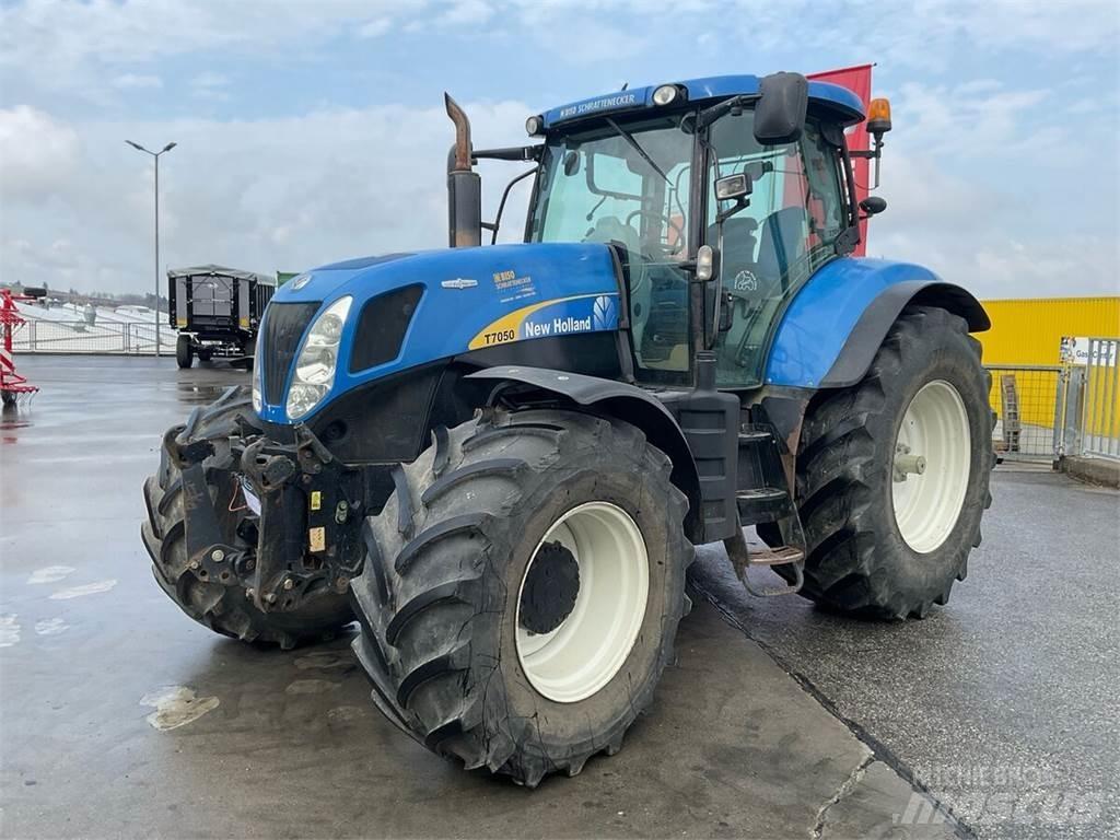 New Holland T7050 Трактора