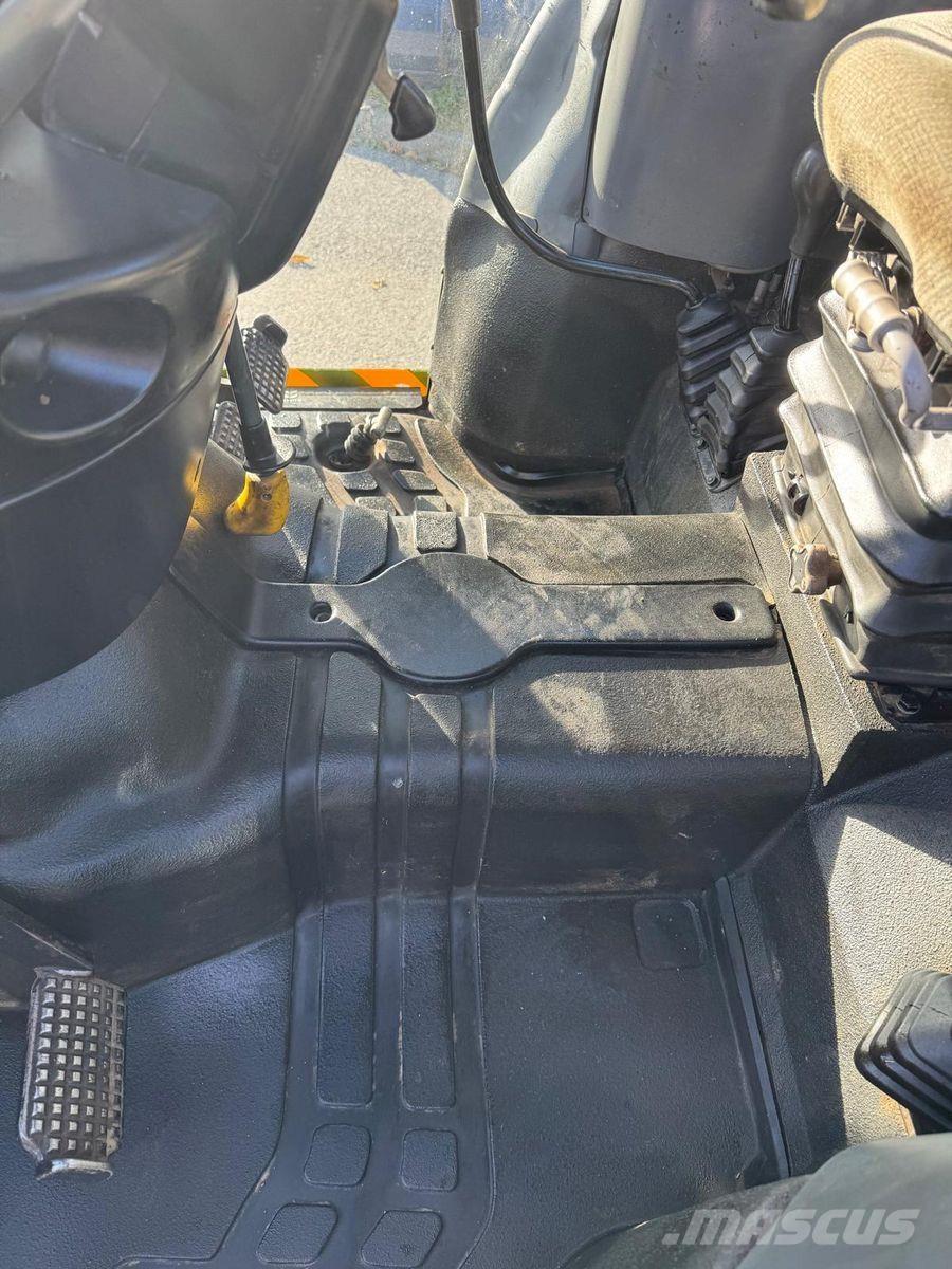 New Holland TN65DA Трактора