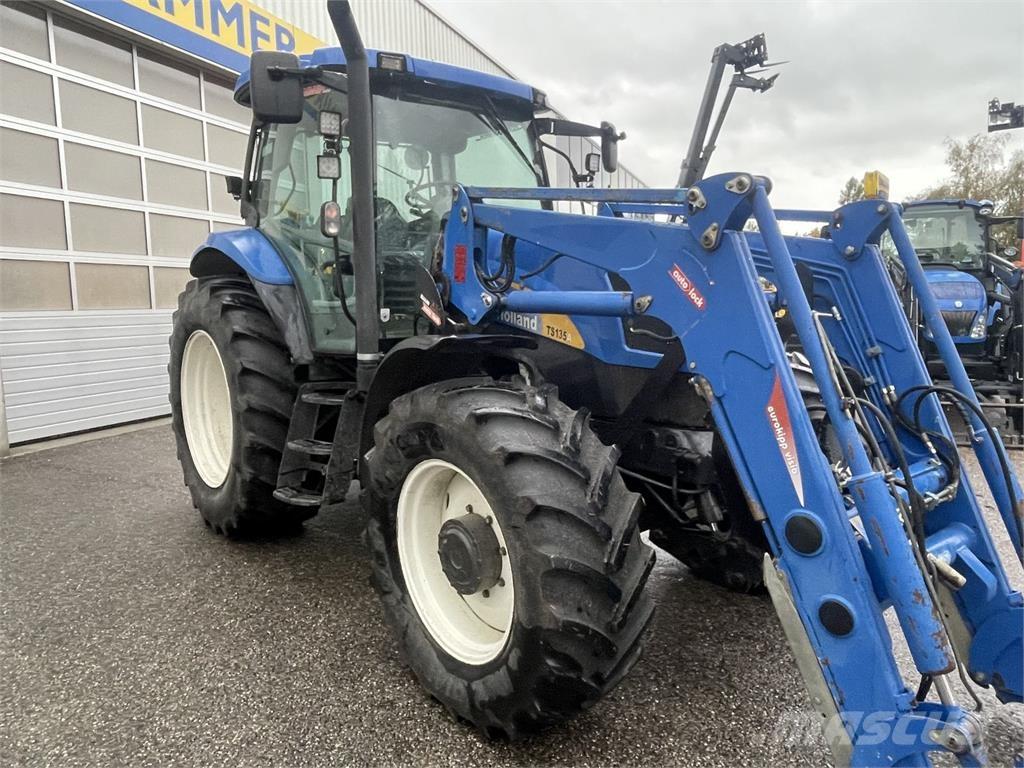 New Holland TS135A Трактора
