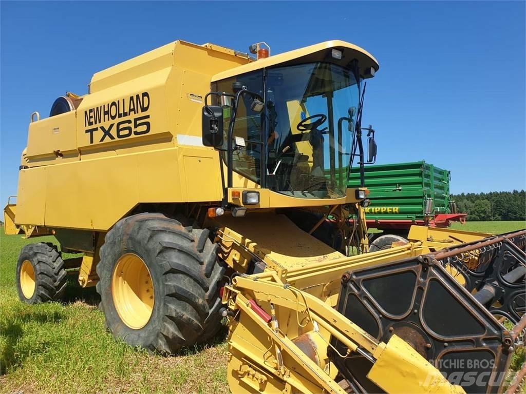 New Holland TX 65 Зерноуборочные комбайны