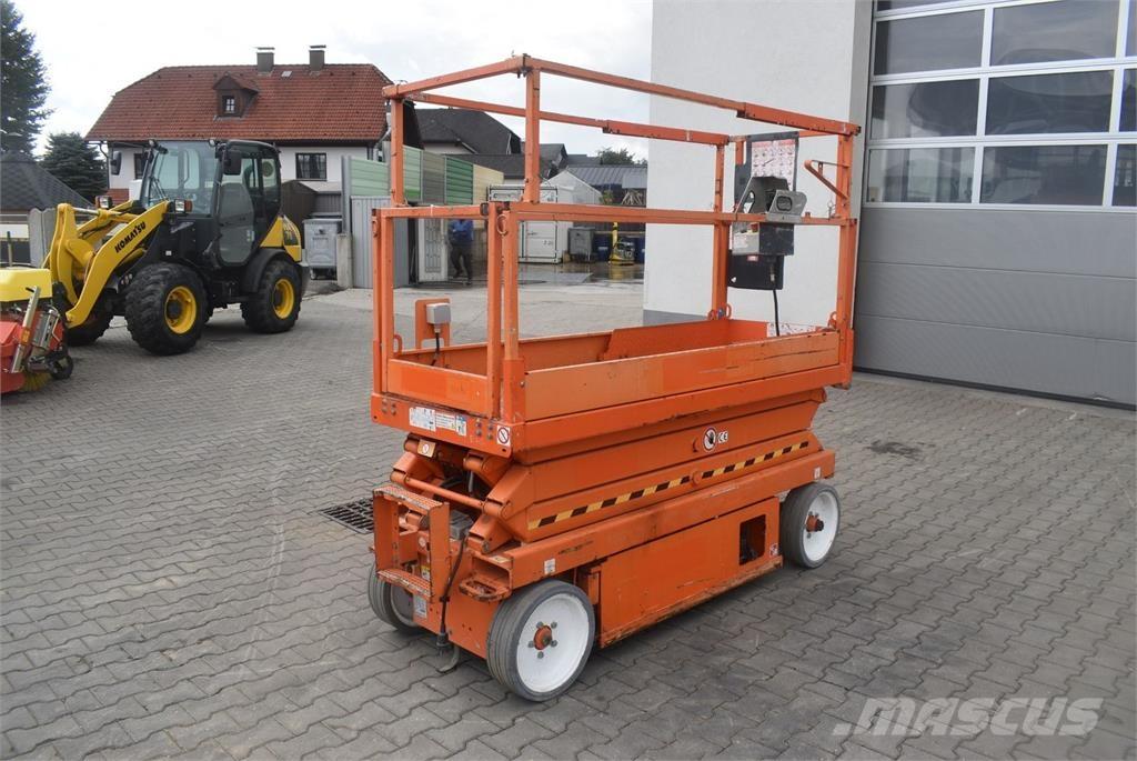 SkyJack SJ-III 3220 Коленчатые подъемники