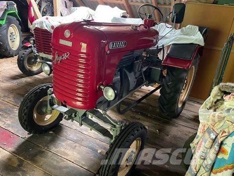 Steyr 182 Трактора