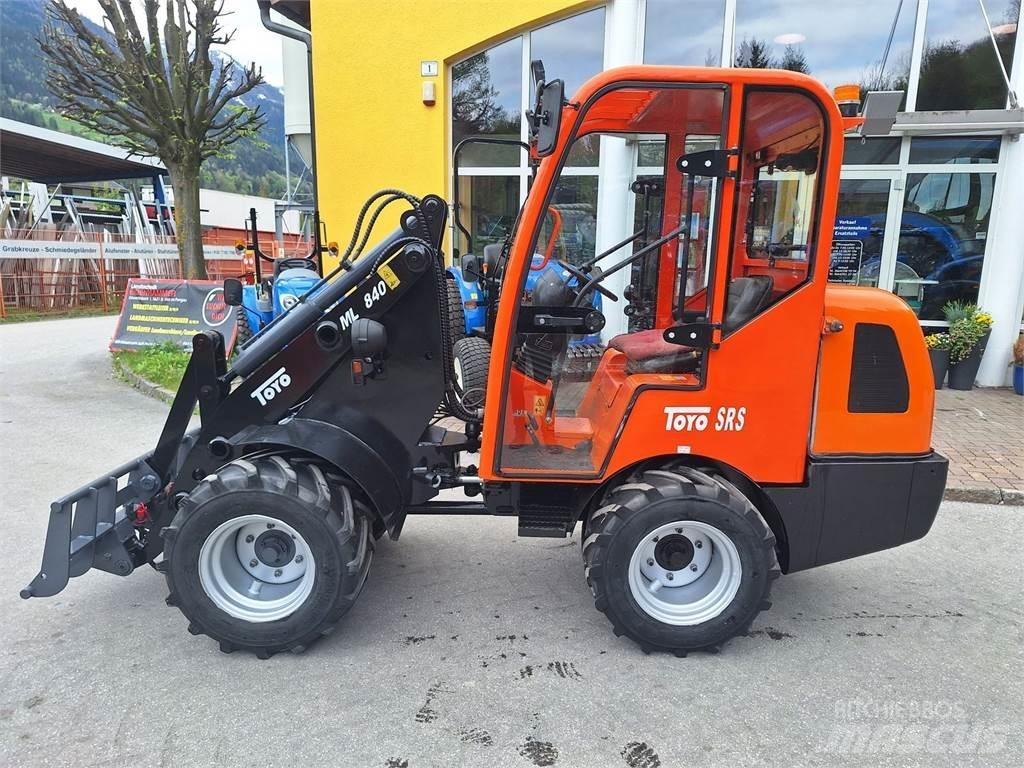 Toyo 840 Трактора с фронтальным погрузчиком