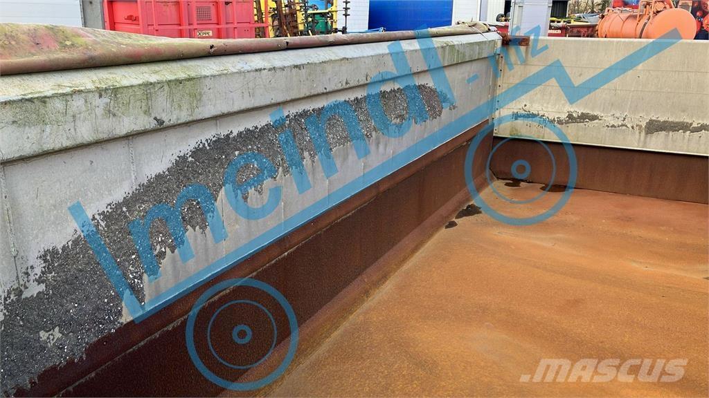 Tridem Muldenkipper Тракторные самосвальные прицепы