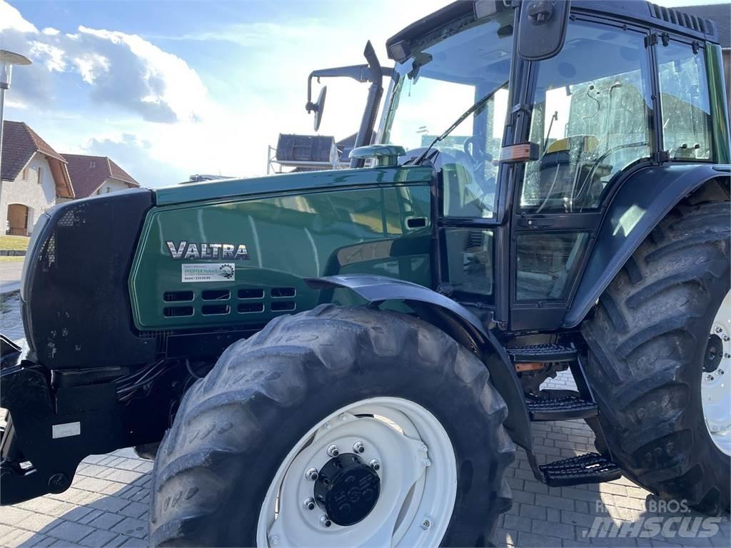Valtra 6850 HiTech Трактора