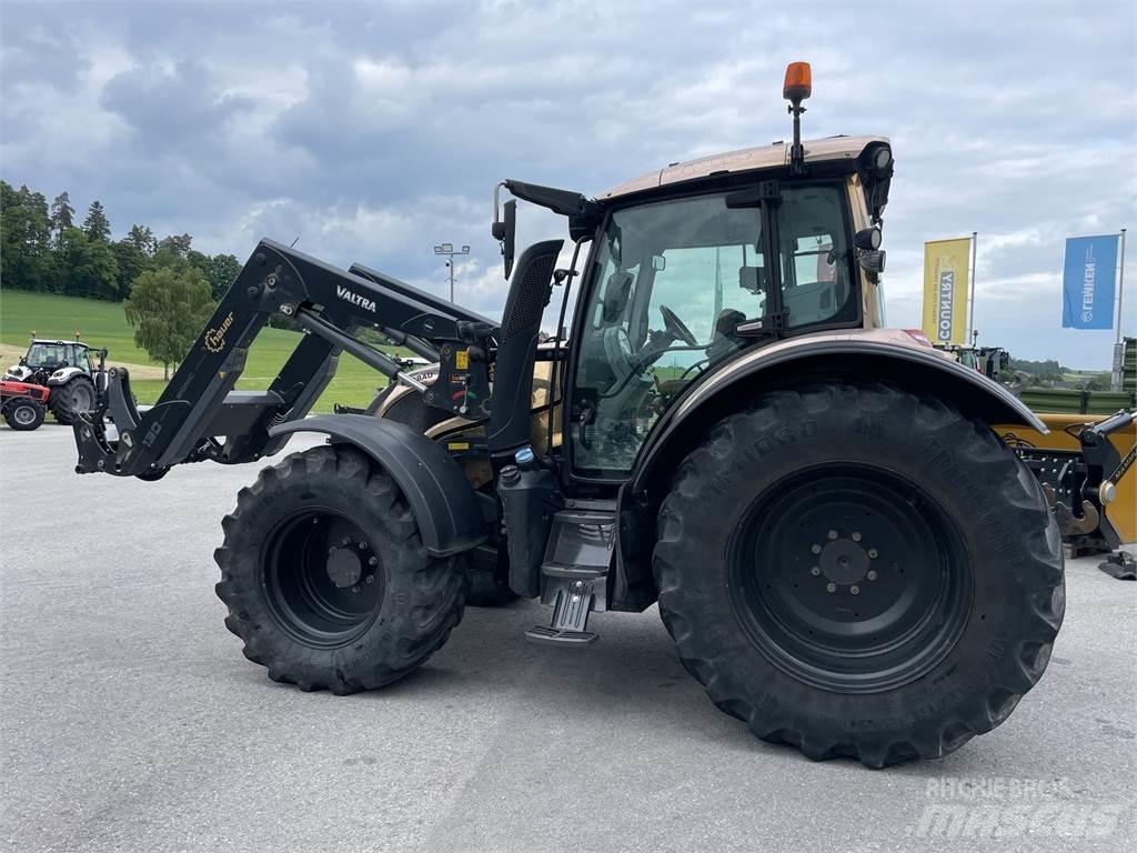 Valtra N174 HiTech Трактора