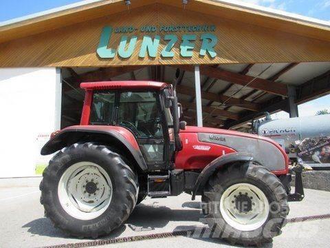 Valtra T130 Трактора