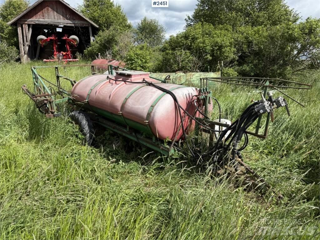 Moteska 2000liter Опрыскиватели для виноградников