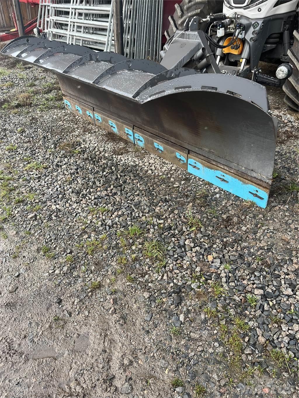 Holms 320 Снежные отвалы и плуги