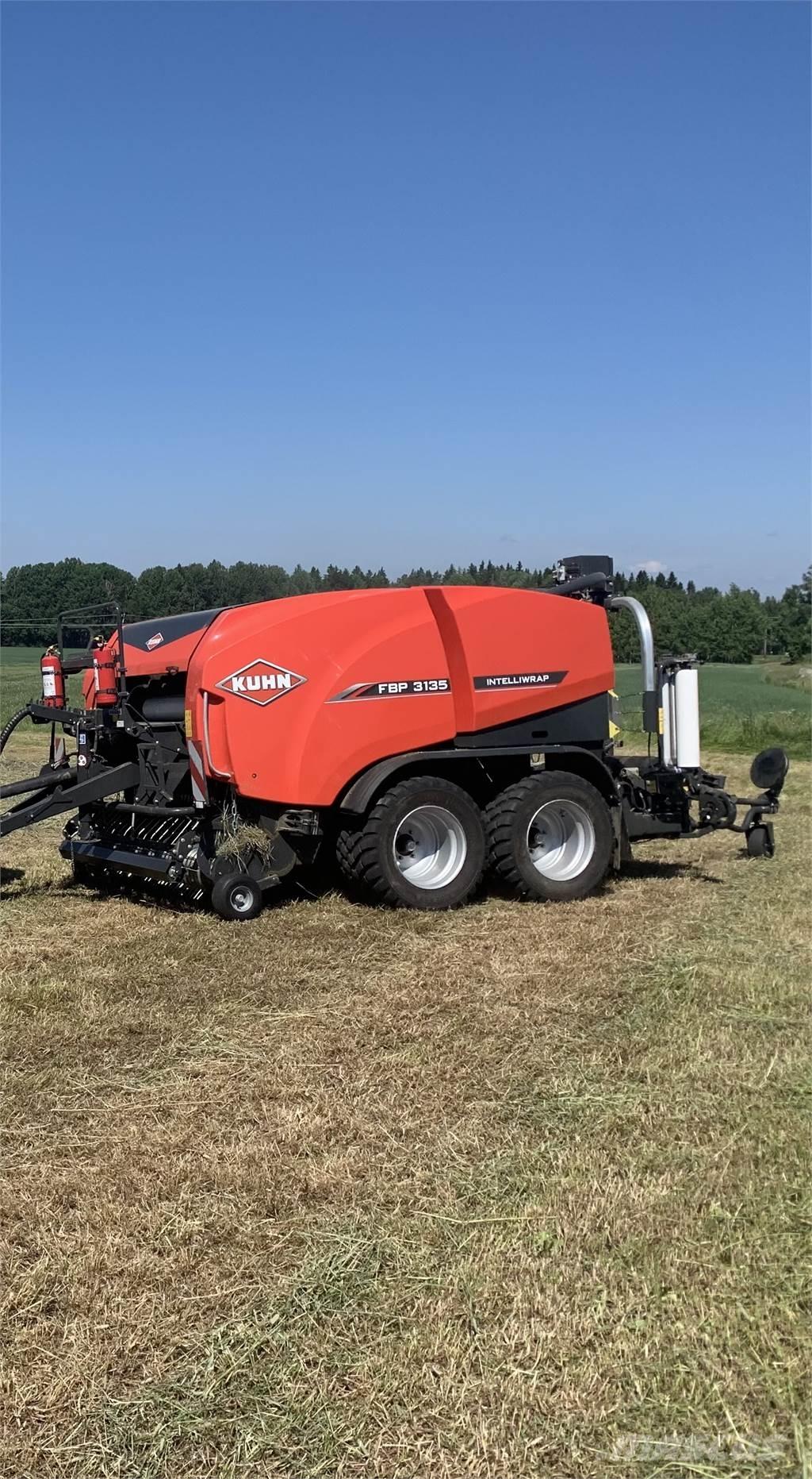 Kuhn FB 3135 Рулонные пресс-подборщики