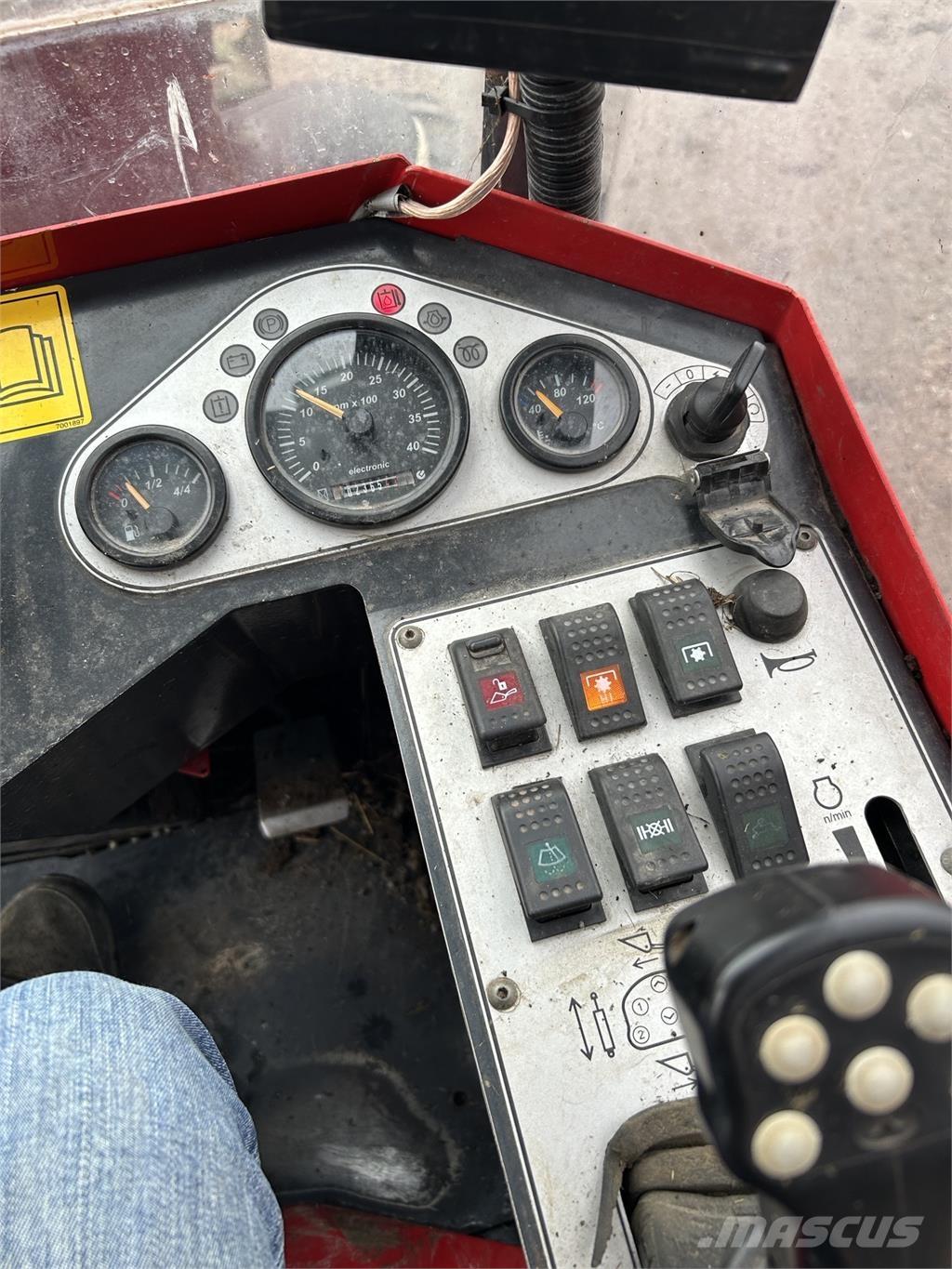Norcar A7245 Навесные фронтальные погрузчики