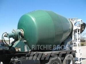 Mack RS686LS Специальные грузовики