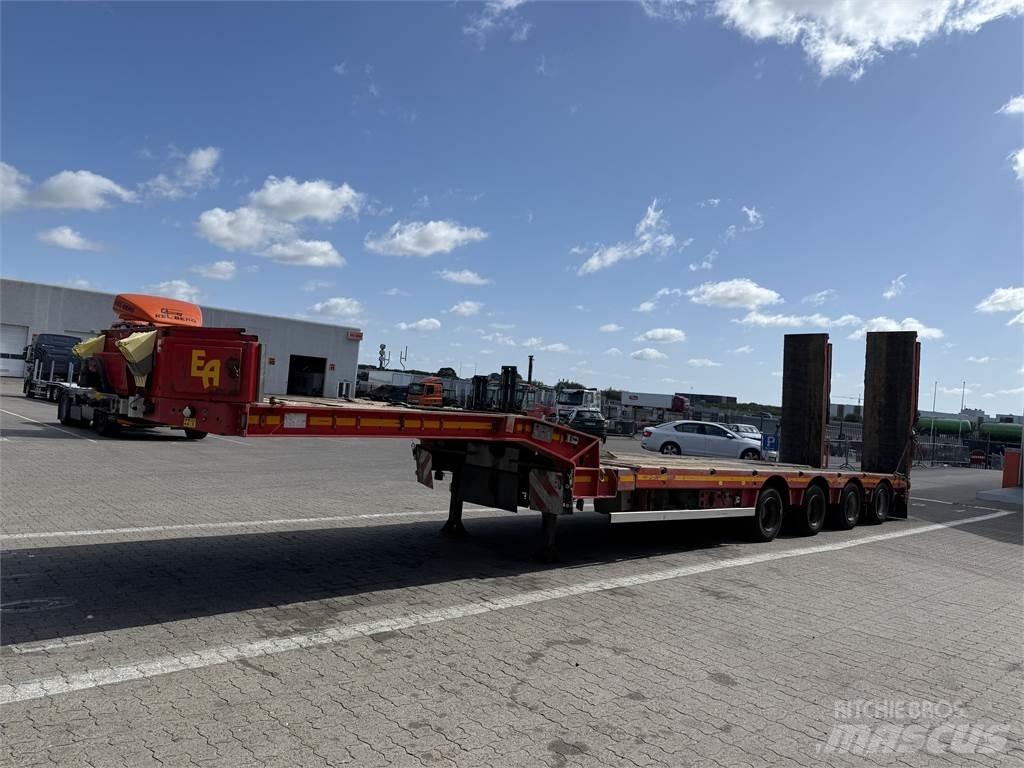 Faymonville S660FA Низкорамные полуприцепы