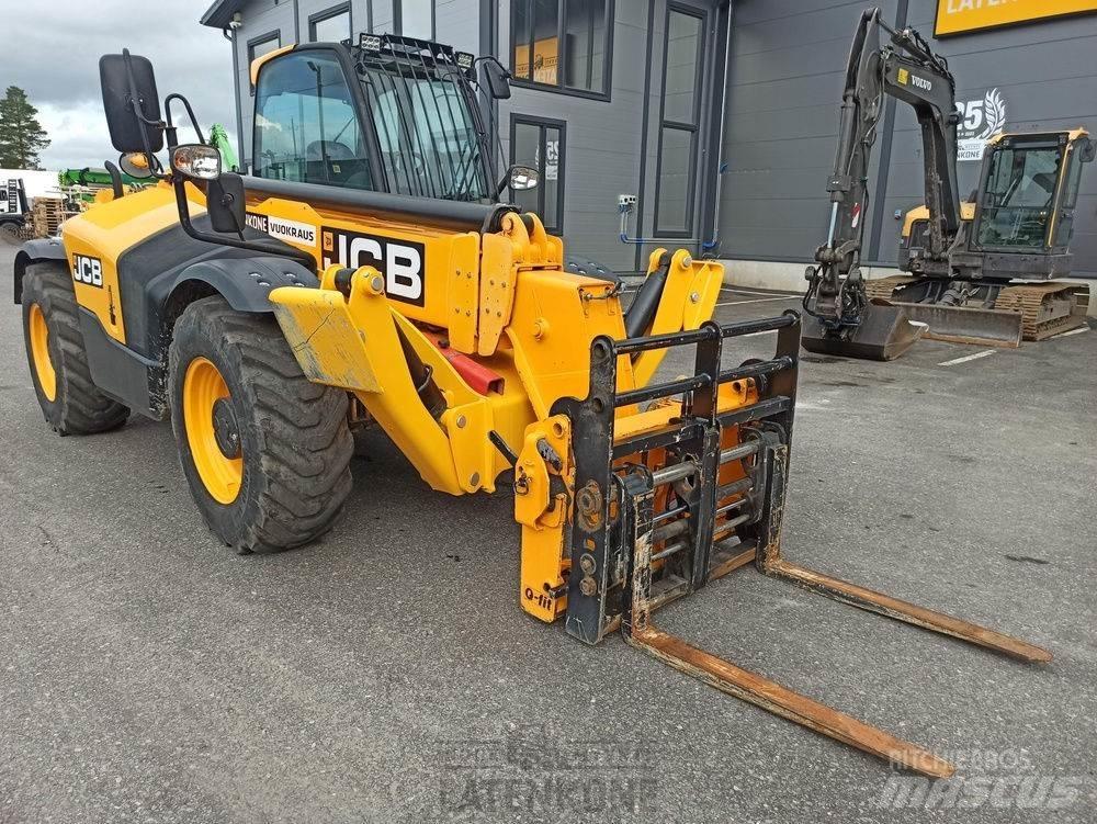 JCB 535-125 kurottaja Телескопические погрузчики