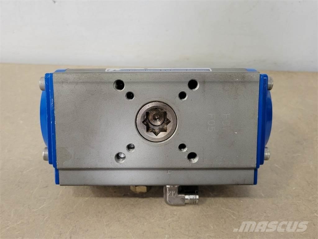  AIR-CON II C-SR63 Строительная техника - Другие